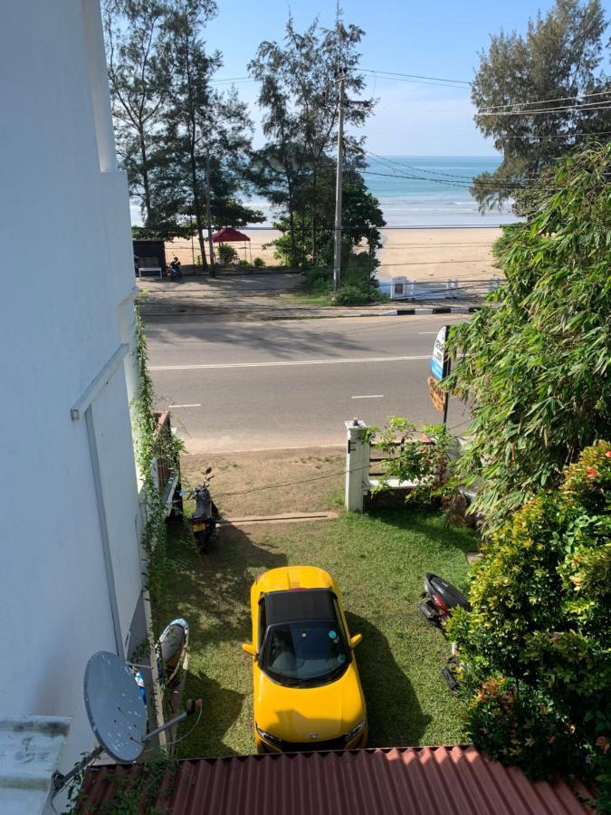 Ceylon Surf Guest And Restaurant Bed and Breakfast Weligama Buitenkant foto