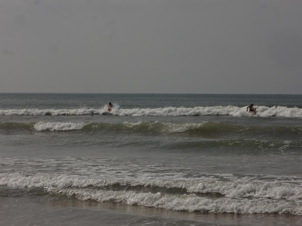 Ceylon Surf Guest And Restaurant Bed and Breakfast Weligama Buitenkant foto