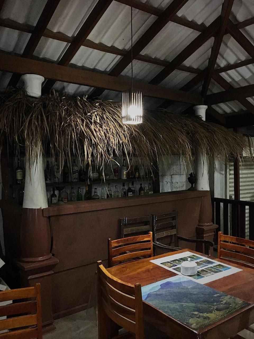 Ceylon Surf Guest And Restaurant Bed and Breakfast Weligama Buitenkant foto